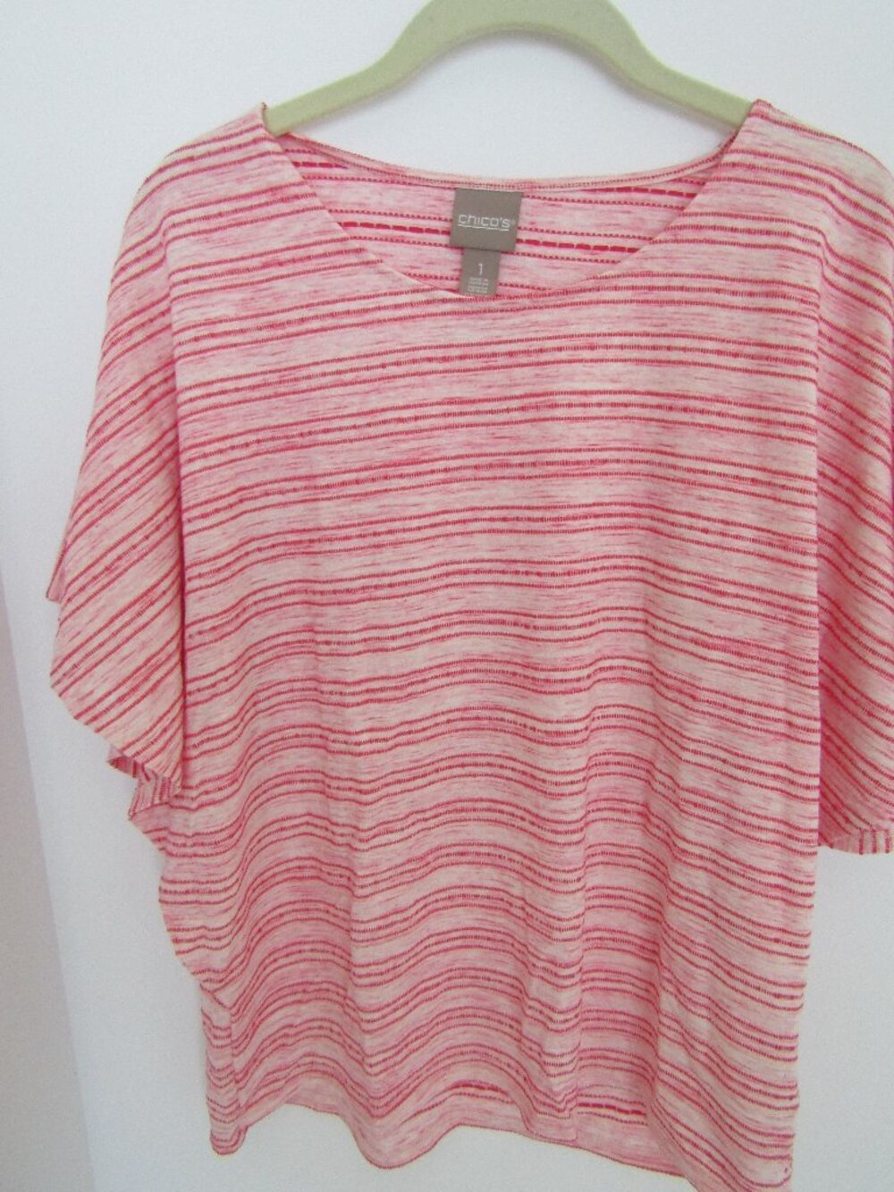 Chico's Travelers 1/2 Kimono Sleeve  Pullover blouse, size 1, EUC